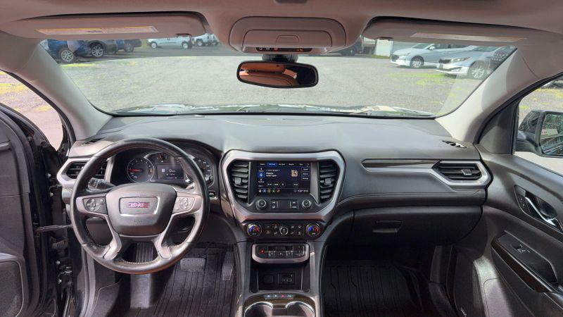 2020 GMC Acadia AWD AT4