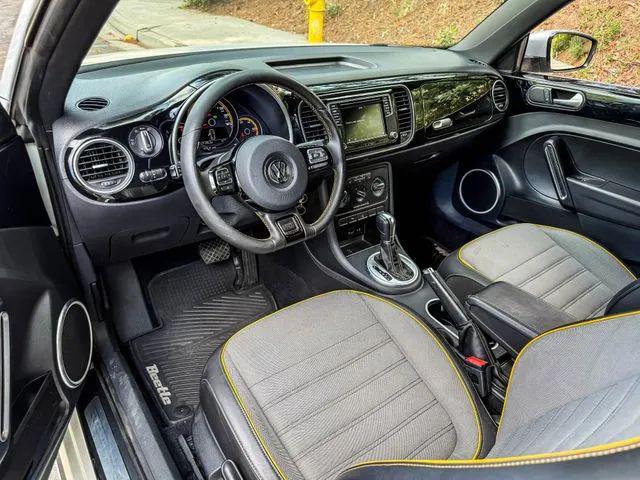 2016 Volkswagen Beetle 1.8T Dune