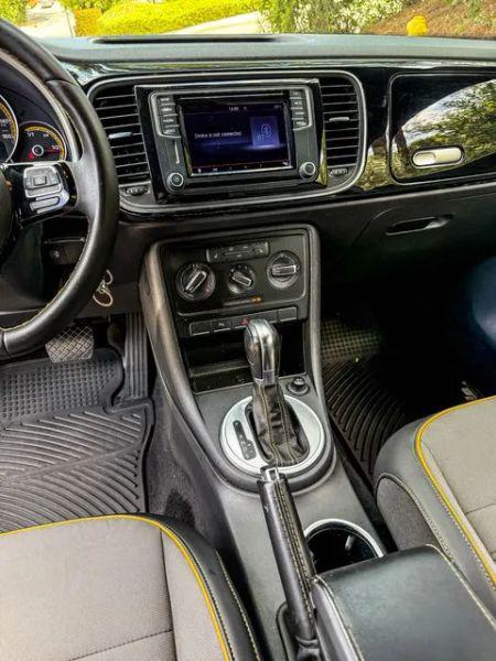 2016 Volkswagen Beetle 1.8T Dune