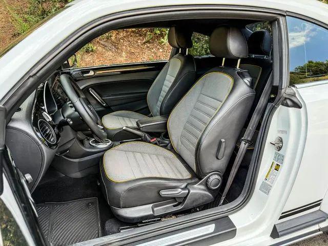 2016 Volkswagen Beetle 1.8T Dune
