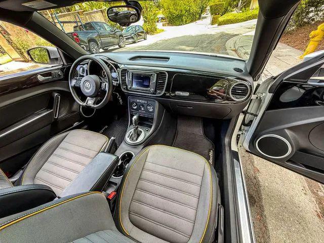 2016 Volkswagen Beetle 1.8T Dune