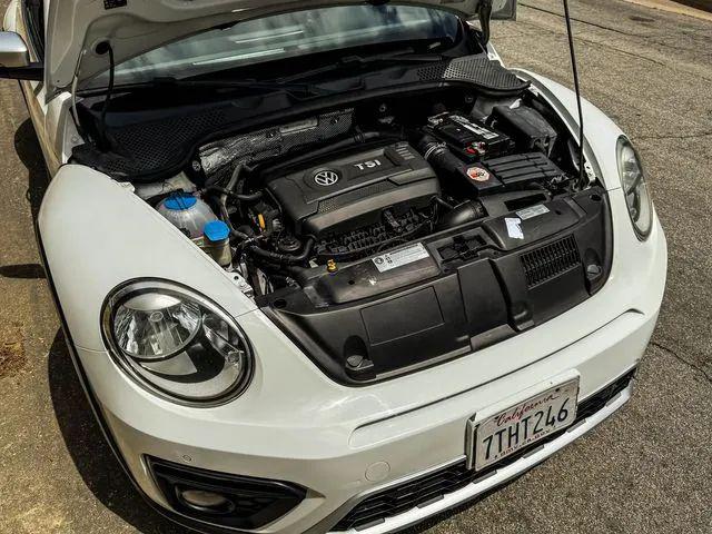 2016 Volkswagen Beetle 1.8T Dune