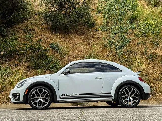 2016 Volkswagen Beetle 1.8T Dune