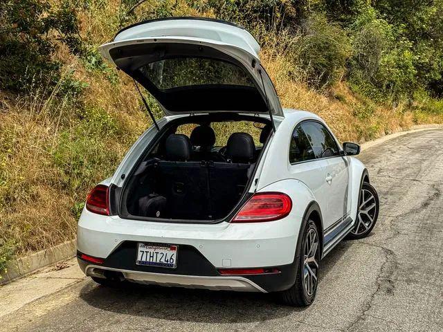 2016 Volkswagen Beetle 1.8T Dune
