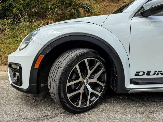 2016 Volkswagen Beetle 1.8T Dune