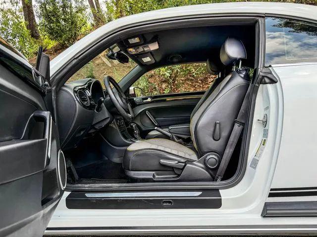 2016 Volkswagen Beetle 1.8T Dune