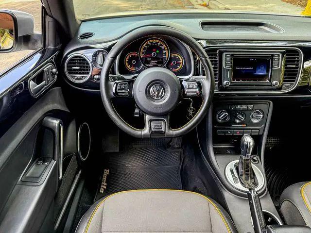 2016 Volkswagen Beetle 1.8T Dune