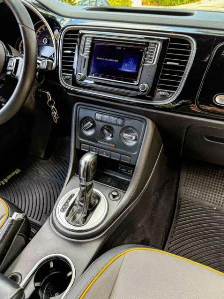 2016 Volkswagen Beetle 1.8T Dune