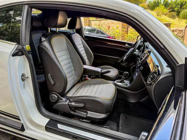 2016 Volkswagen Beetle 1.8T Dune