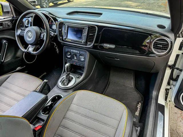 2016 Volkswagen Beetle 1.8T Dune