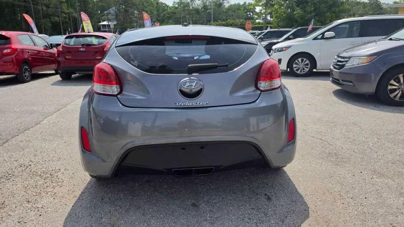 2017 Hyundai Veloster Base