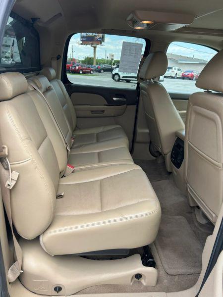 2011 Chevrolet Avalanche LTZ