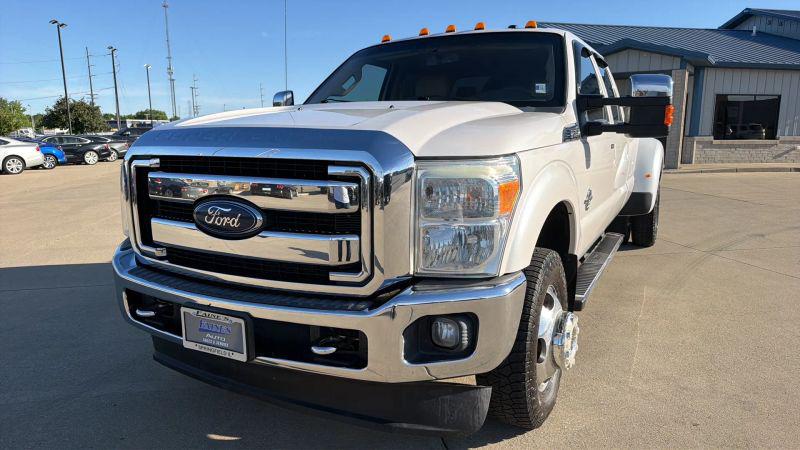 2016 Ford F-350 LARIAT