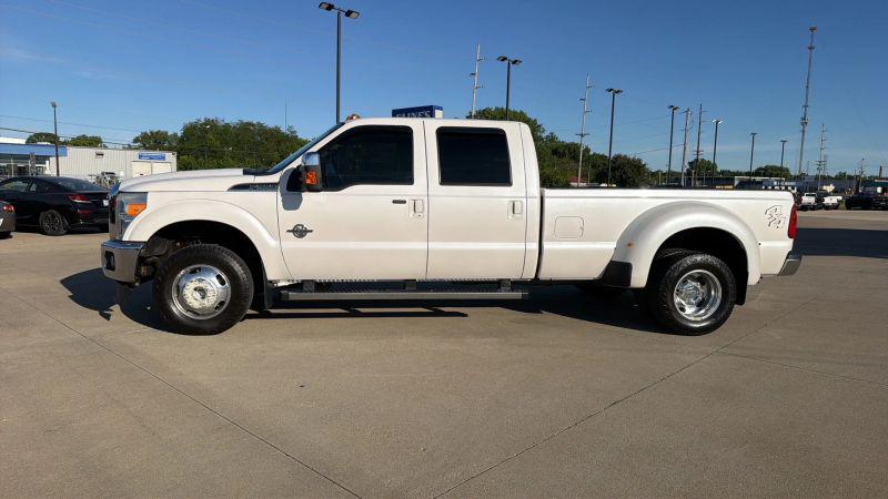 2016 Ford F-350 LARIAT