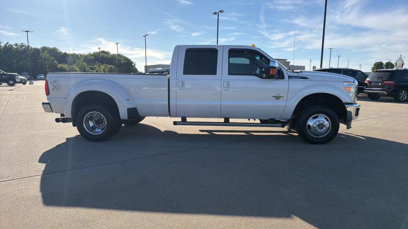 2016 Ford F-350 LARIAT