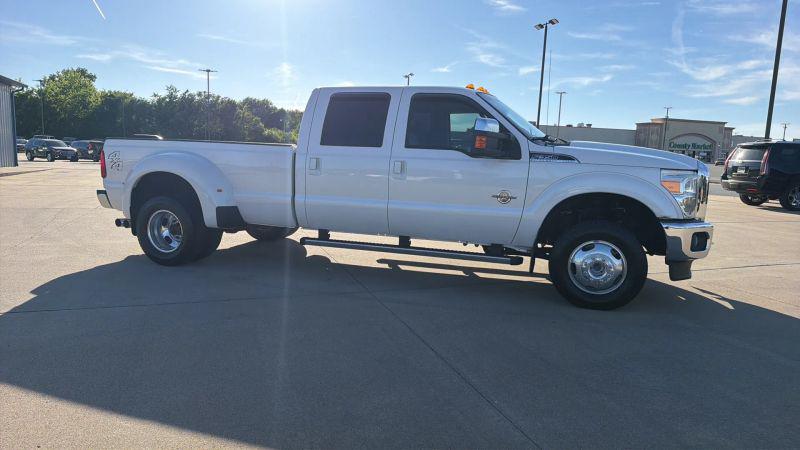 2016 Ford F-350 LARIAT