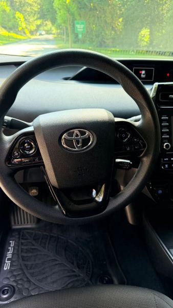 2020 Toyota Prius L Eco