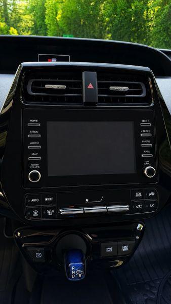 2020 Toyota Prius L Eco