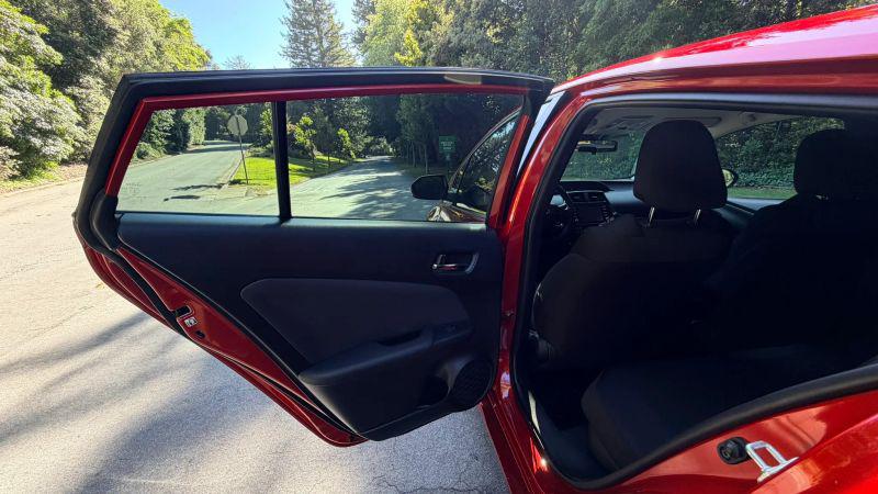 2020 Toyota Prius L Eco