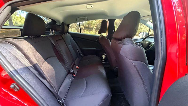 2020 Toyota Prius L Eco