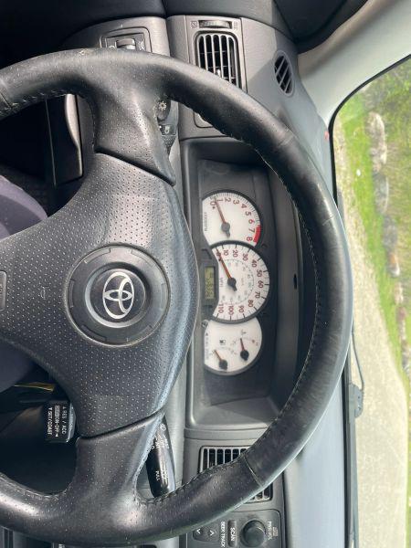 2004 Toyota Corolla S