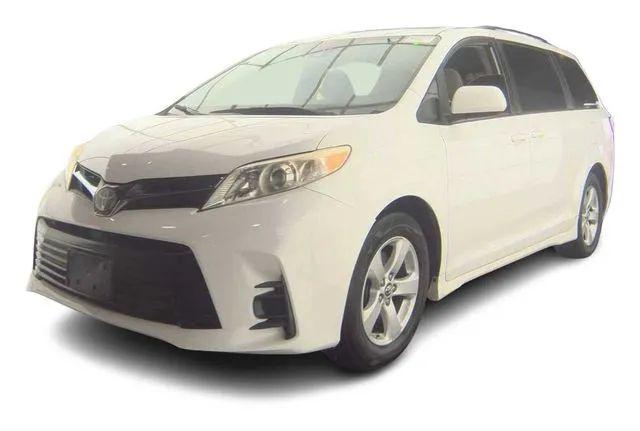 2020 Toyota Sienna LE for sale in Miami, FL