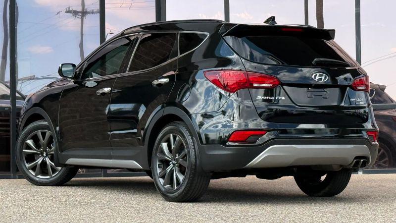 2017 Hyundai Santa Fe Sport 2.0T Ultimate