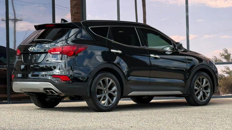 2017 Hyundai Santa Fe Sport 2.0T Ultimate