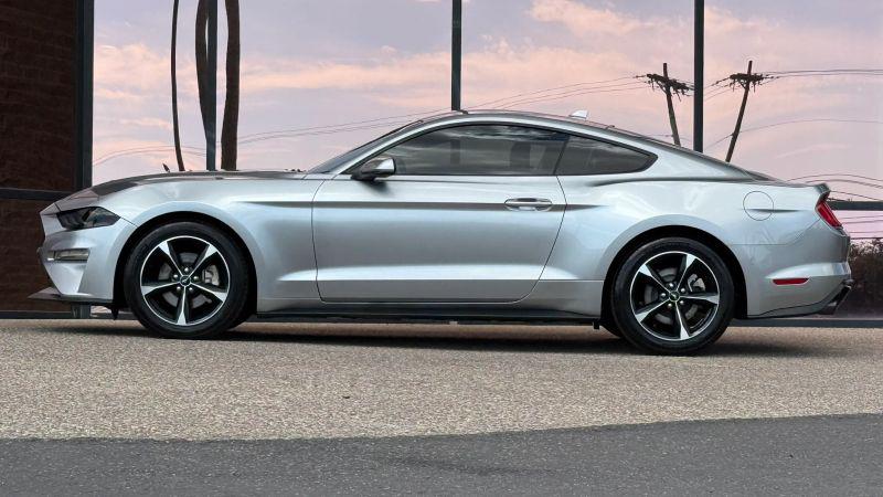 2021 Ford Mustang EcoBoost Fastback