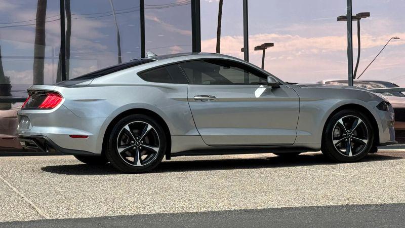 2021 Ford Mustang EcoBoost Fastback