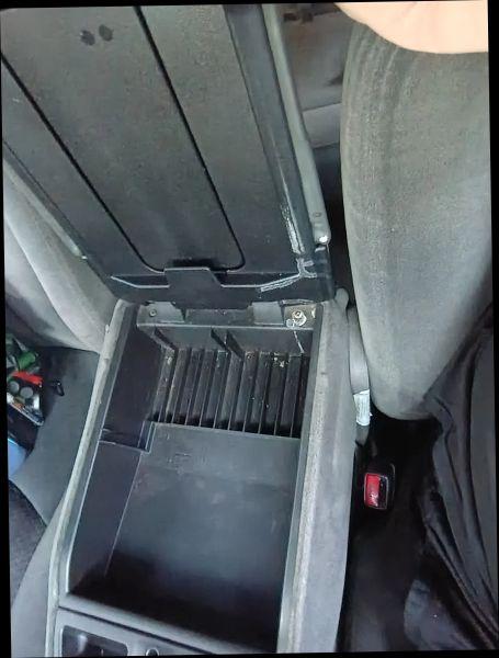 2004 Chevrolet Avalanche Base