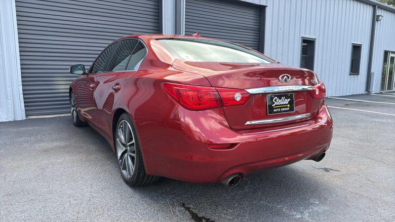 2015 INFINITI Q50 Premium