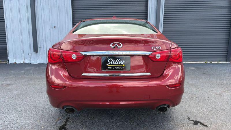 2015 INFINITI Q50 Premium