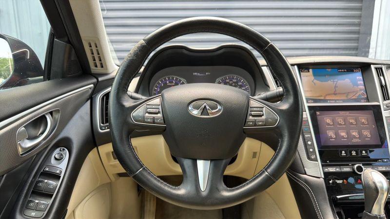 2015 INFINITI Q50 Premium