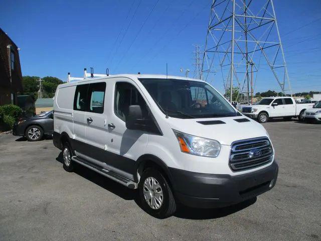 2015 Ford Transit w/60/40 Side Door w/RWB