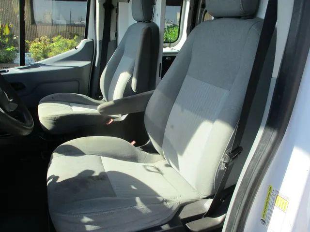 2015 Ford Transit w/60/40 Side Door w/RWB