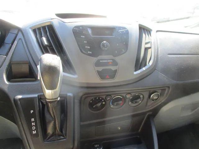 2015 Ford Transit w/60/40 Side Door w/RWB