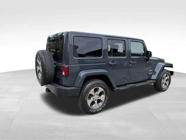 2017 Jeep Wrangler Unlimited Sahara 4x4