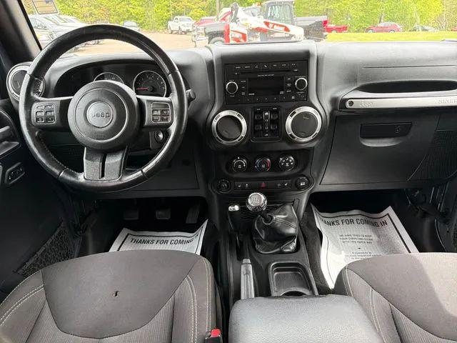 2017 Jeep Wrangler Unlimited Sahara 4x4