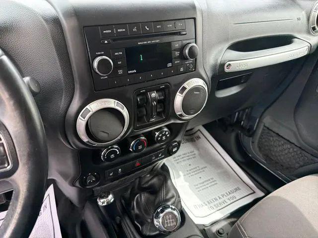 2017 Jeep Wrangler Unlimited Sahara 4x4