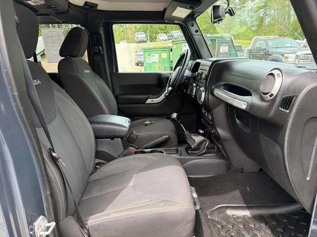 2017 Jeep Wrangler Unlimited Sahara 4x4