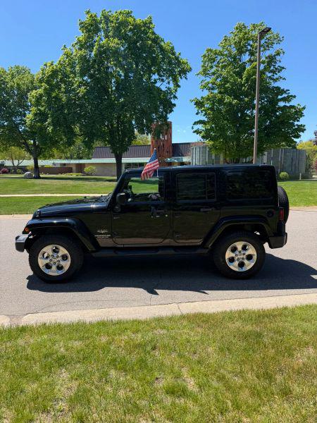 2013 Jeep Wrangler Unlimited Sahara