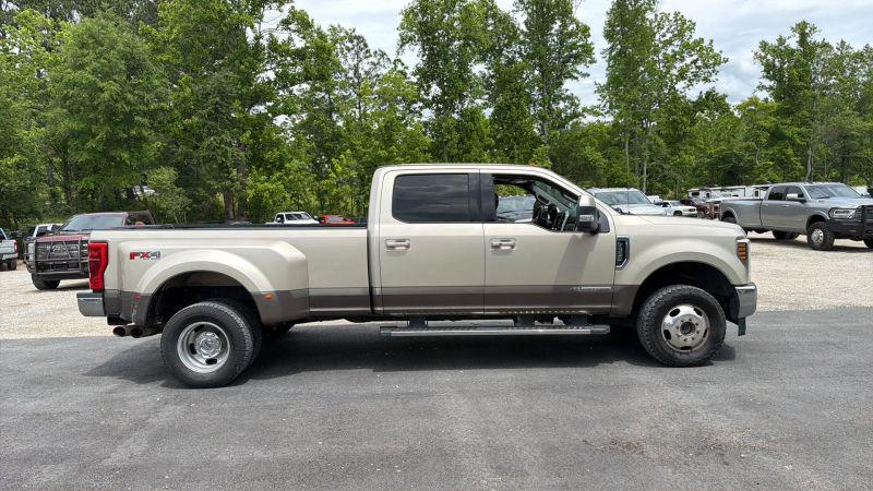 2018 Ford F-350 LARIAT