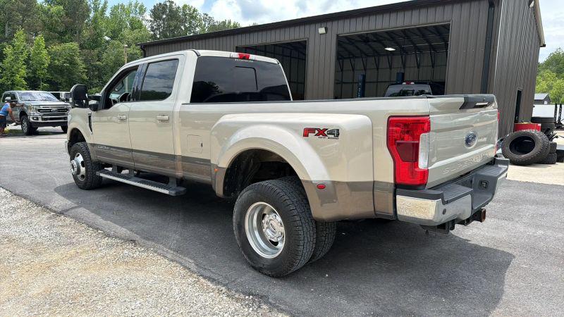 2018 Ford F-350 LARIAT