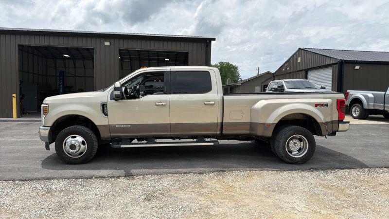 2018 Ford F-350 LARIAT