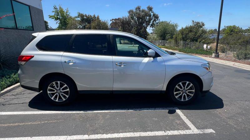 2014 Nissan Pathfinder S