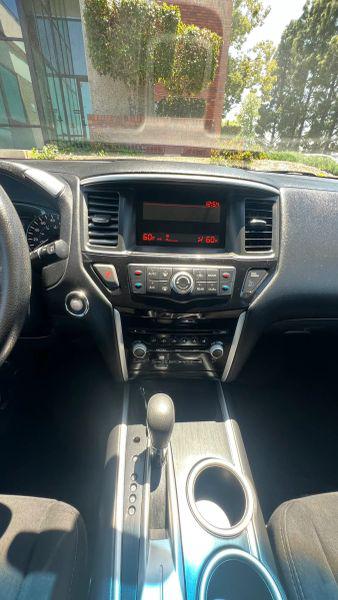 2014 Nissan Pathfinder S