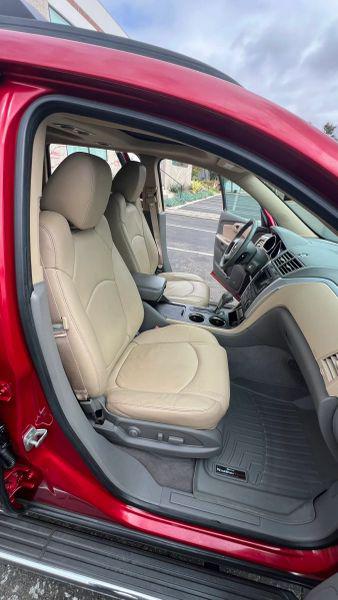 2012 Chevrolet Traverse 2LT