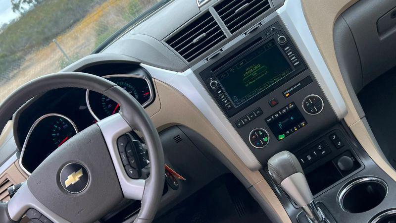 2012 Chevrolet Traverse 2LT