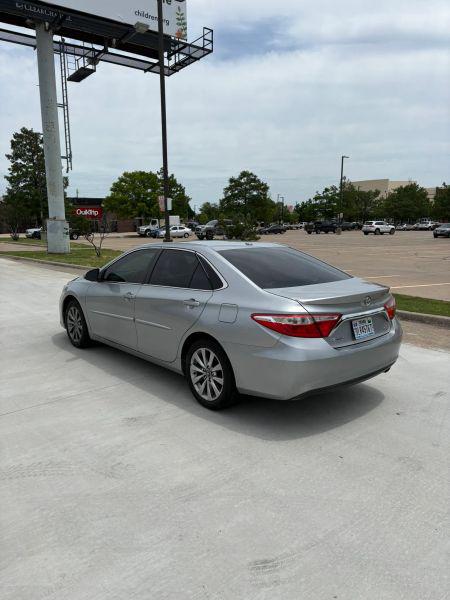 2016 Toyota Camry XLE